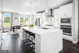 11121 Hazelnut Ln, Monrovia, MD 21770
