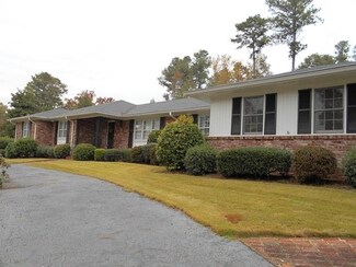 121 Dolphin Dr, Spartanburg, SC 29307