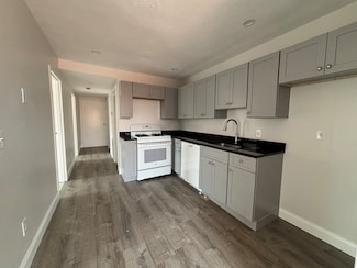 94 Eastern Ave Unit 3, Malden, MA 02148