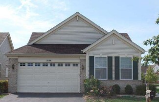 1648 Mansfield Dr, Aurora, IL 60502