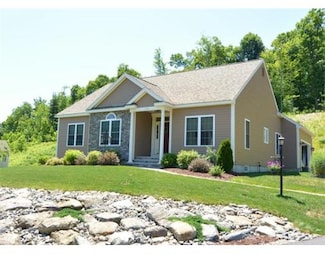 172 Nicholas Dr, Lancaster, MA 01523