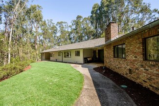 1260 Kenilworth Rd, Hillsborough, CA 94010