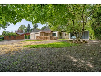 842 SW Linden Ln, Dundee, OR 97115