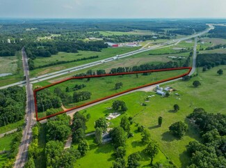 15 Highway W, Phillipsburg, MO 65722