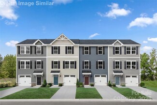 6130 Carrick Bend Ct, Charlotte, NC 28269