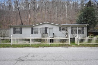 2097 Point Lick Dr, Malden, WV 25306