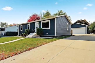 4724 46th Ave, Kenosha, WI 53144