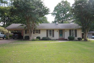 1316 Roane St, Covington, TN 38019