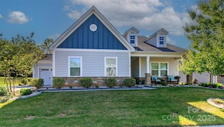 1512 Brooksland Place, Waxhaw, NC 28173