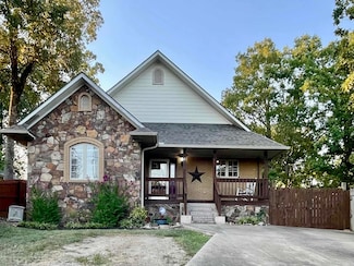 117 Skyline Dr, Hot Springs National Park, AR 71901