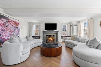 25 Beacon St Unit 4, Boston, MA 02108