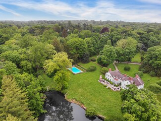 14 Fairway Ln, Greenwich, CT 06830