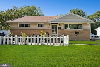 1209 Cooper St, Woodbury, NJ 08096