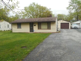 3527 Kings Rd, Steger, IL 60475