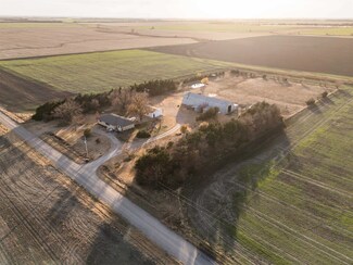 631 S Maize Rd, Wellington, KS 67152