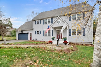 1302 Chase Rd, Veazie, ME 04401