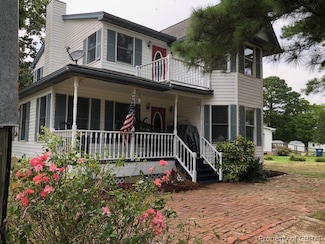 42 Green Oaks Way, Port Haywood, VA 23138