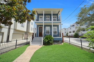 1108 W 22nd St, Houston, TX 77008