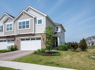 3S480 Lambe Ln, Naperville, IL 60563