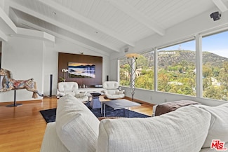 3162 Durand Dr, Los Angeles, CA 90068