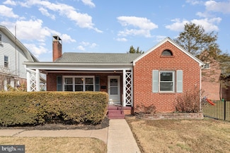 345 N 2nd St, Lemoyne, PA 17043
