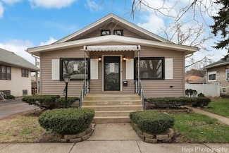 1927 S 2nd Ave, Maywood, IL 60153