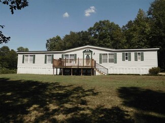 589 Holly Grove Rd, Blacksburg, SC 29702