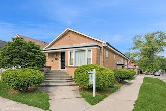 5200 S Mozart St, Chicago, IL 60632