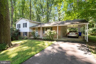 5704 Annamarie Ct, Derwood, MD 20855