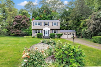 343 Steiner St, Fairfield, CT 06825