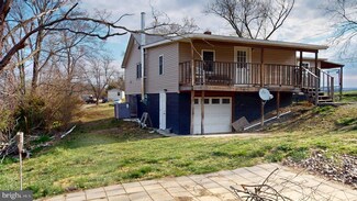 20 Ridge Rd, Burlington, WV 26710