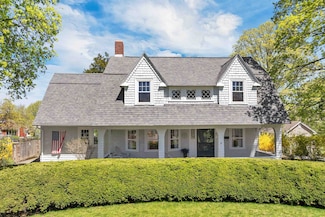 14 Park Ave, Derry, NH 03038