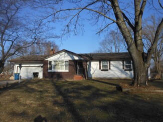 8903 Meadow Ln, Berrien Springs, MI 49103