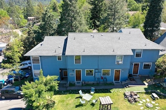 67 Woolen Way, Ashland, OR 97520
