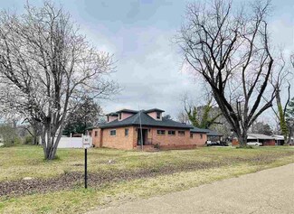 205 Pine St, Walnut Grove, MS 39189