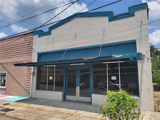 305 W 4th St, Independence, LA 70443