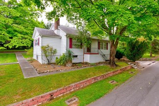 2526 Blount Ave, Maryville, TN 37804