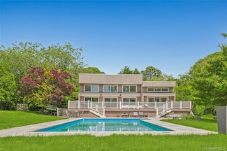 251 Sebonac Rd, Southampton, NY 11968