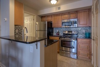 905 Washington St Unit 201, Kansas City, MO 64105