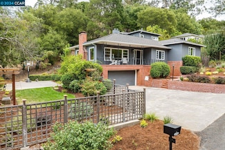219 Orchard Rd, Orinda, CA 94563