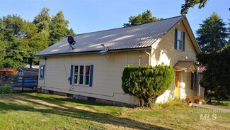 715 Hill St, Kamiah, ID 83536