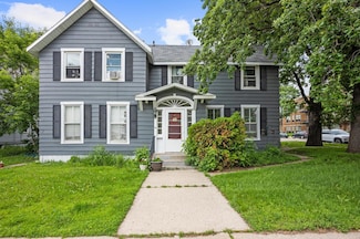 321 6th Ave E, Alexandria, MN 56308