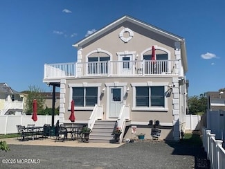 207 Arnold Ave, Point Pleasant Beach, NJ 08742