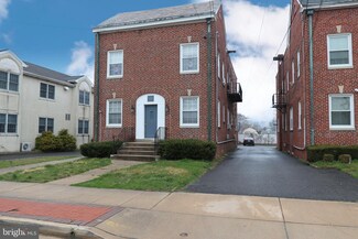 109 E Main St, Maple Shade, NJ 08052