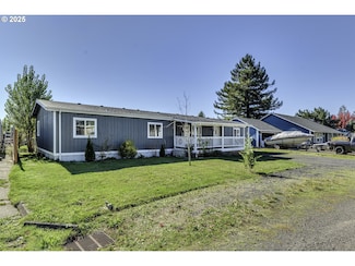 409 Wolfe Ave, Amity, OR 97101