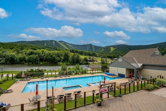 228 E Mountain Rd Unit D GRAND HOTEL 150 II, Killington, VT 05751