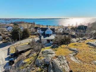 203 Western Ave Unit 2, Gloucester, MA 01930