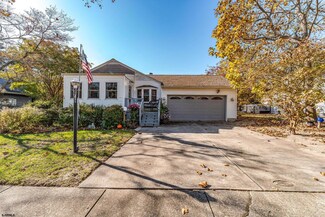 176 W Meyran Ave, Somers Point, NJ 08244