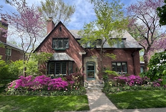 2951 Colfax St, Evanston, IL 60201