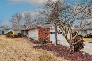 615 Lemington Plaza Unit A, Monroe Township, NJ 08831